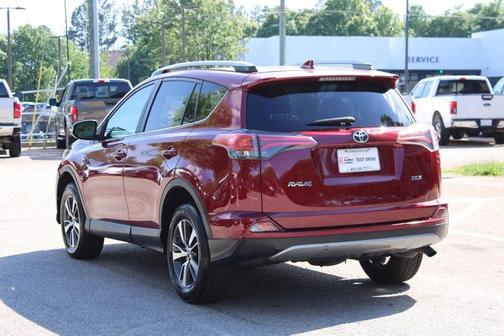 Ruby Flare Pearl 2018 Toyota RAV4 XLE