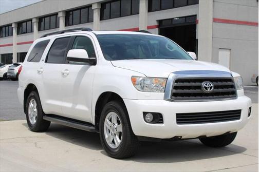 2016 Toyota Sequoia SR5