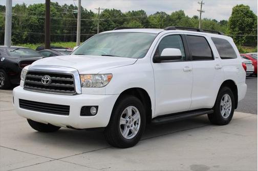 2016 Toyota Sequoia SR5