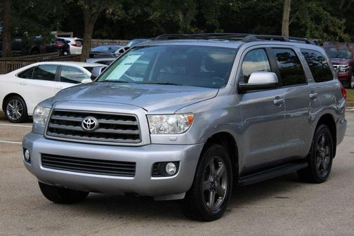 2014 Toyota Sequoia SR5