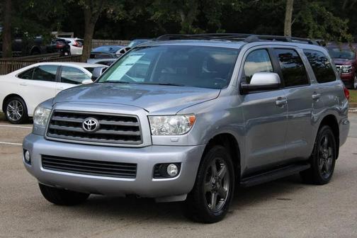 2014 Toyota Sequoia SR5
