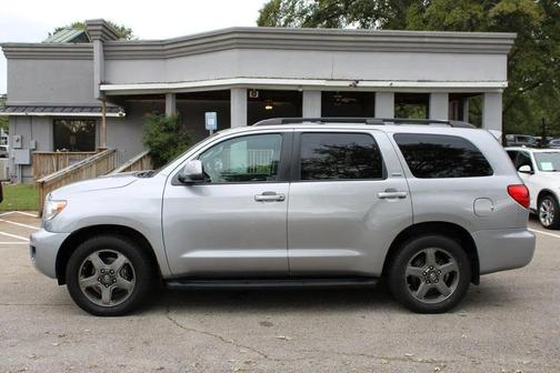 2014 Toyota Sequoia SR5