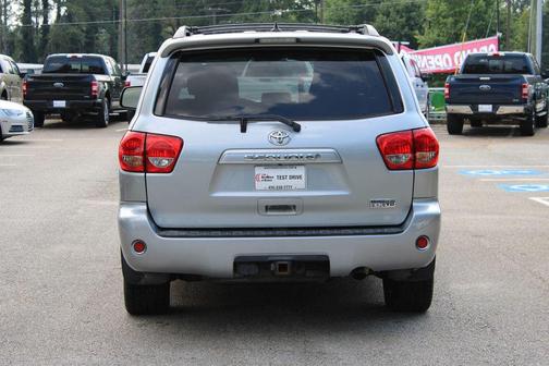 2014 Toyota Sequoia SR5