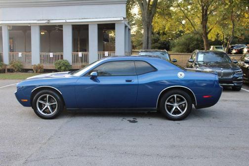 2010 Dodge Challenger SE