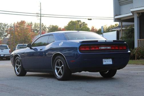 2010 Dodge Challenger SE