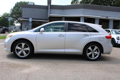 2010 Toyota Venza Base