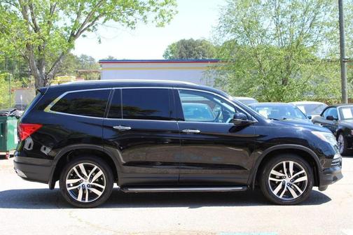 Crystal Black Pearl 2016 Honda Pilot Elite