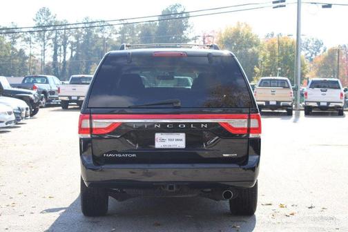 2016 Lincoln Navigator Select