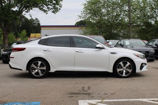 Snow White Pearl 2019 Kia Optima S