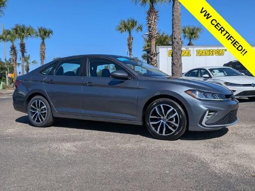 Platinum Gray Metallic 2025 Volkswagen Jetta 1.5T SE