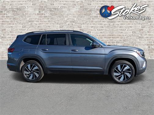 2024 Volkswagen Atlas 2.0T SE w/ Technology