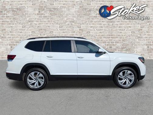 Pure White 2023 Volkswagen Atlas 3.6 SE w/ Technology