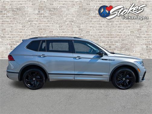 2024 Volkswagen Tiguan 2.0T SE R-Line Black