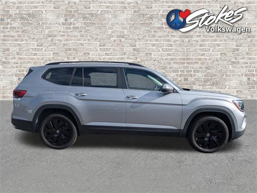 2024 Volkswagen Atlas 2.0T SE w/ Technology
