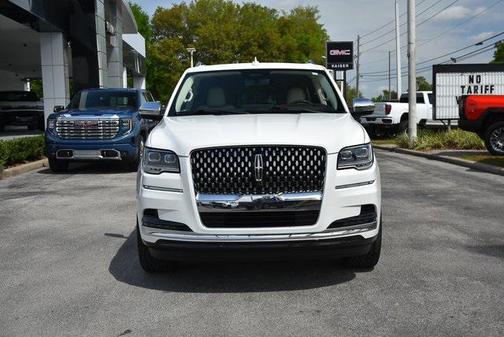 2022 Lincoln Navigator Black Label