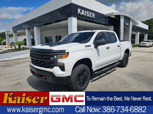 Summit White 2025 Chevrolet Silverado 1500 Custom Trail Boss
