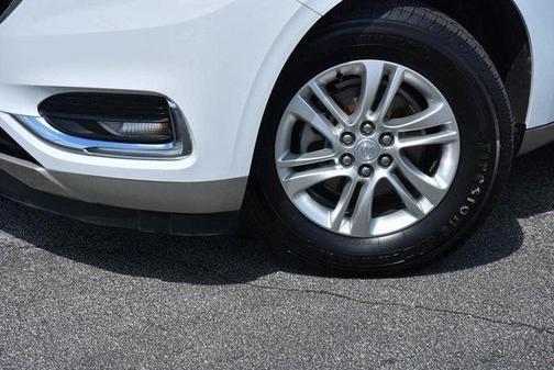 Photo 2 of 35 of 2020 Buick Enclave Essence