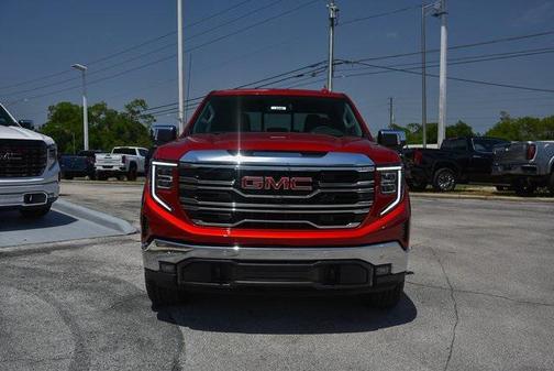2025 GMC Sierra 1500 SLT