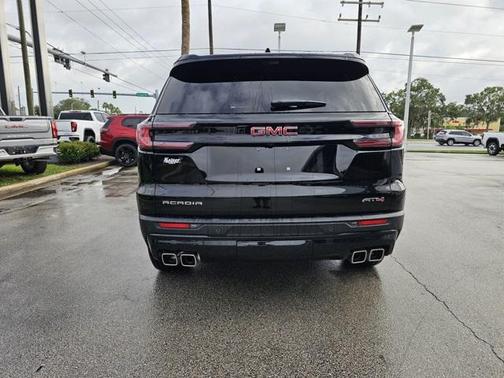 2026 GMC Acadia AWD AT4