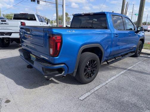 Blue Metallic 2022 GMC Sierra 1500 Elevation