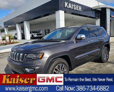 Granite Crystal Metallic Clearcoat 2017 Jeep Grand Cherokee Limited