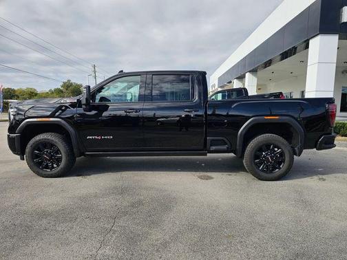 2025 GMC Sierra 2500 AT4