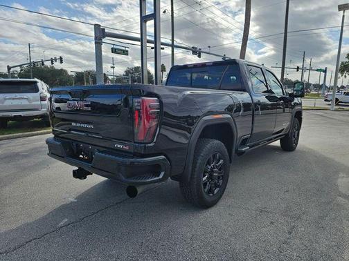 2025 GMC Sierra 2500 AT4