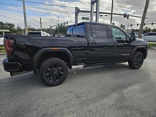 2025 GMC Sierra 2500 AT4