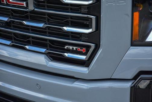 2025 GMC Sierra 2500 AT4