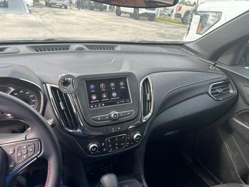 Mosaic Black Metallic 2023 Chevrolet Equinox FWD RS