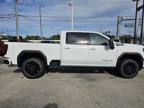 2026 GMC Sierra 2500 AT4