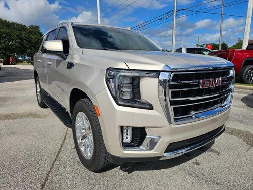 2022 GMC Yukon SLT