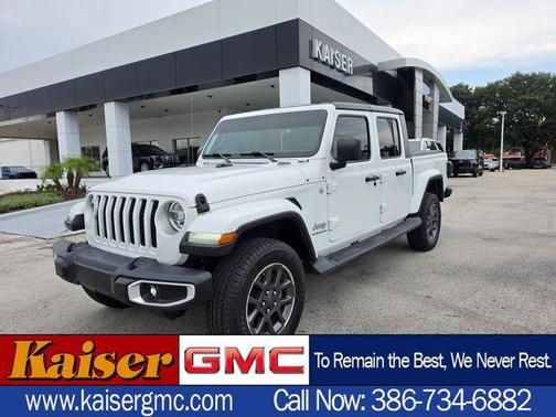 Bright White Clearcoat 2020 Jeep Gladiator Overland