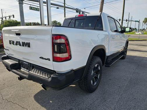 Bright White Clearcoat 2019 RAM 1500 Rebel
