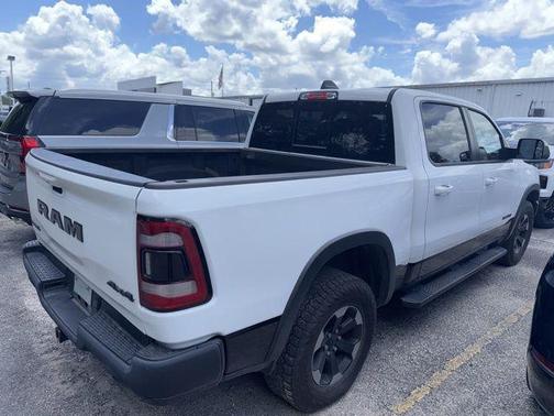 Bright White Clearcoat 2019 RAM 1500 Rebel