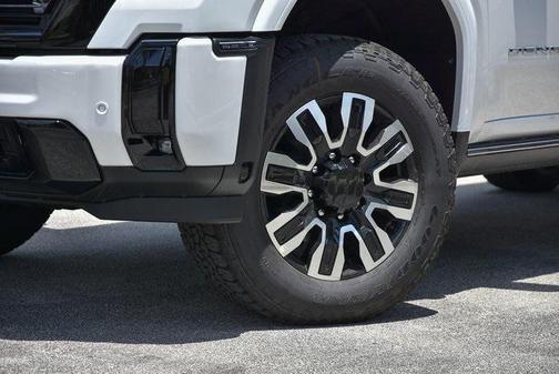 2025 GMC Sierra 2500 Denali Ultimate