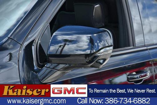 2025 GMC Yukon XL 4WD AT4 Ultimate