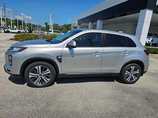 Alloy Silver Metallic 2024 Mitsubishi Outlander Sport 2.0 ES