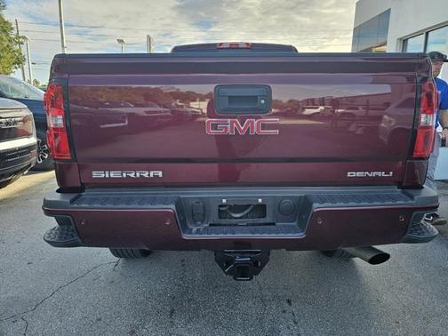 2016 GMC Sierra 2500 Denali