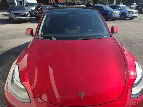 2024 Tesla Model Y Long Range Dual Motor All-Wheel Drive