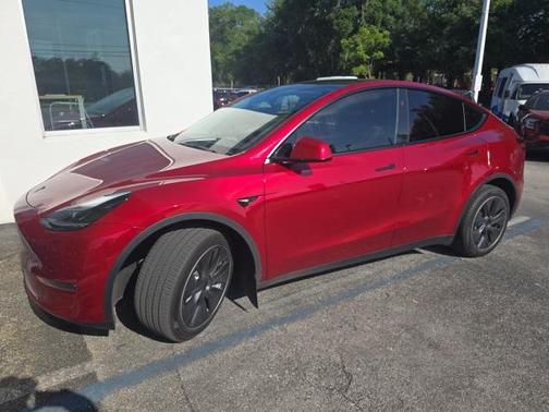 2024 Tesla Model Y Long Range Dual Motor All-Wheel Drive