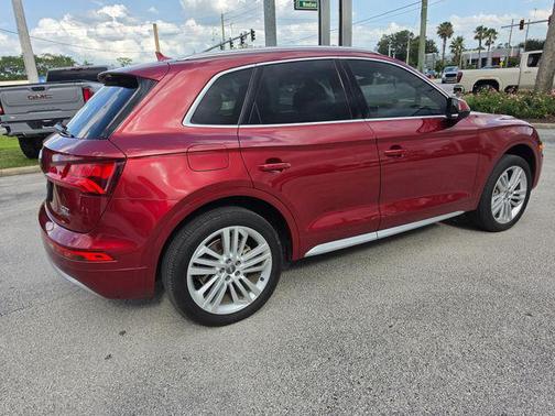 Matador Red Metallic 2018 Audi Q5 2.0T Tech Premium