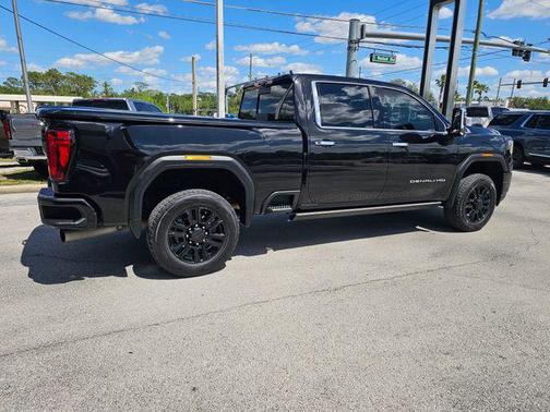 Ebony Twilight Metallic 2022 GMC Sierra 2500 Denali