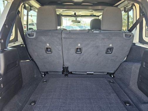 2023 Jeep Wrangler 4-Door High Tide 4x4