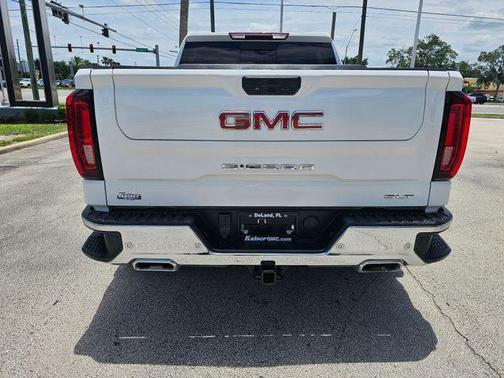 Summit White 2023 GMC Sierra 1500 SLT