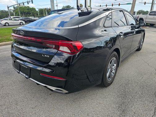 Ebony Black 2021 Kia K5 LXS