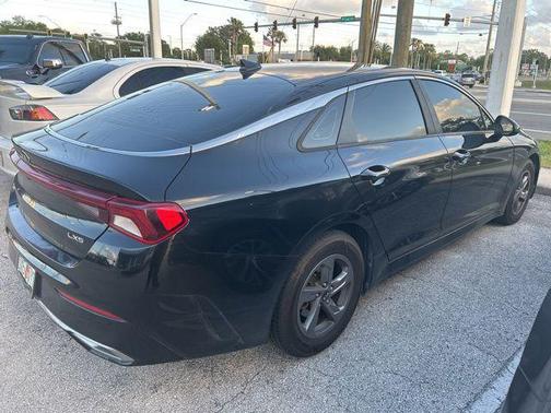 Ebony Black 2021 Kia K5 LXS