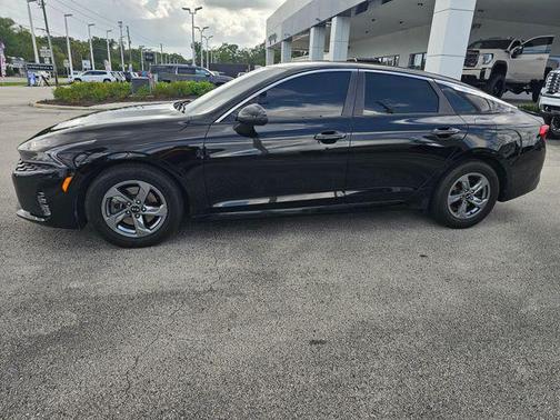 Ebony Black 2021 Kia K5 LXS