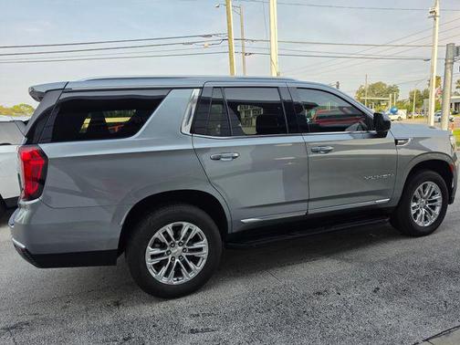 Sterling Metallic 2024 GMC Yukon SLT