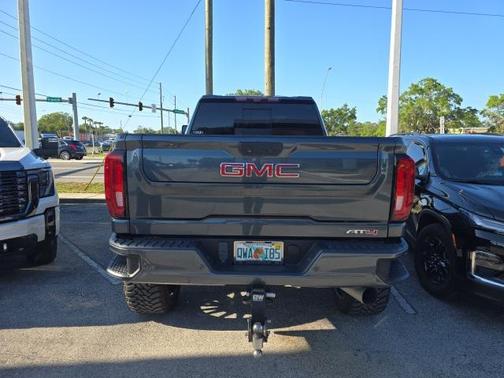 2020 GMC Sierra 2500 AT4